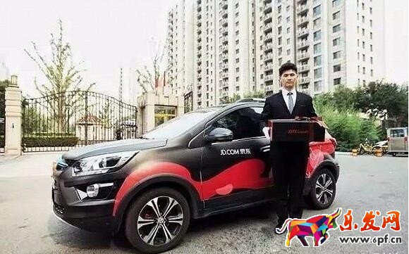 京東唯品會和天貓上演&ldquo;雙十一保衛戰&rdquo;，21家品牌商將與天貓簽協議